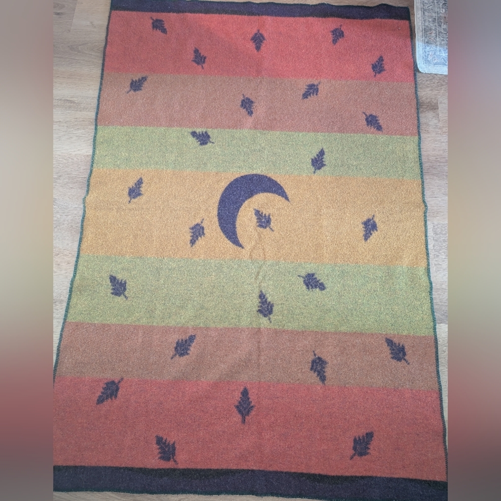 Wellspring Wool Blanket Vintage